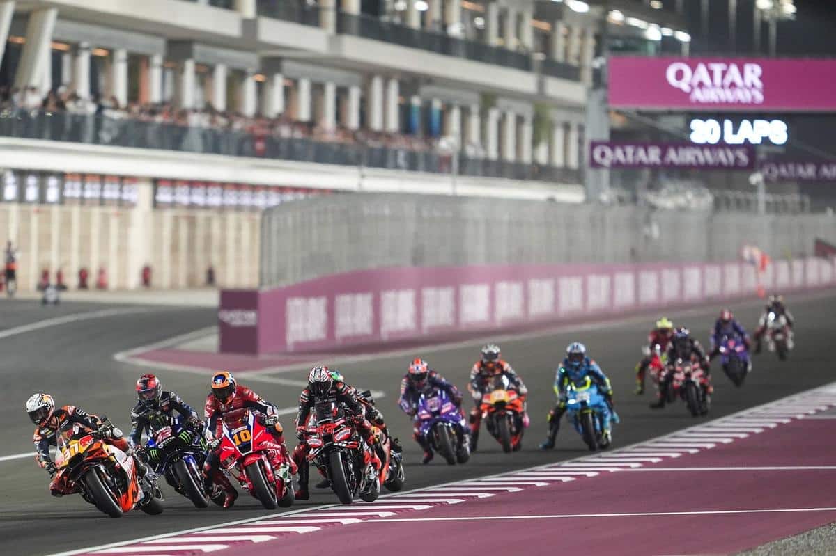 MotoGP ajusta su calendario por la guerra