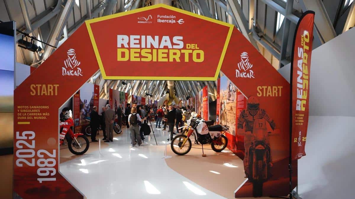 Exposición Reinas del Desierto del Rally Dakar