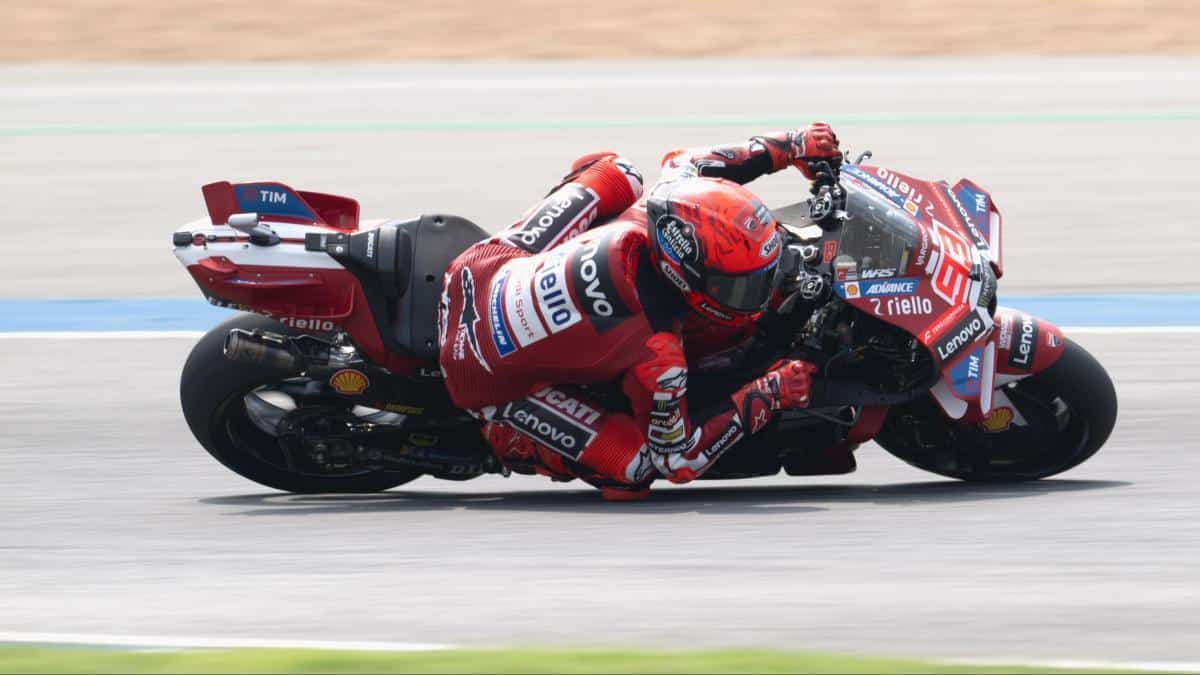 Motos de competición en el circuito de Mugello