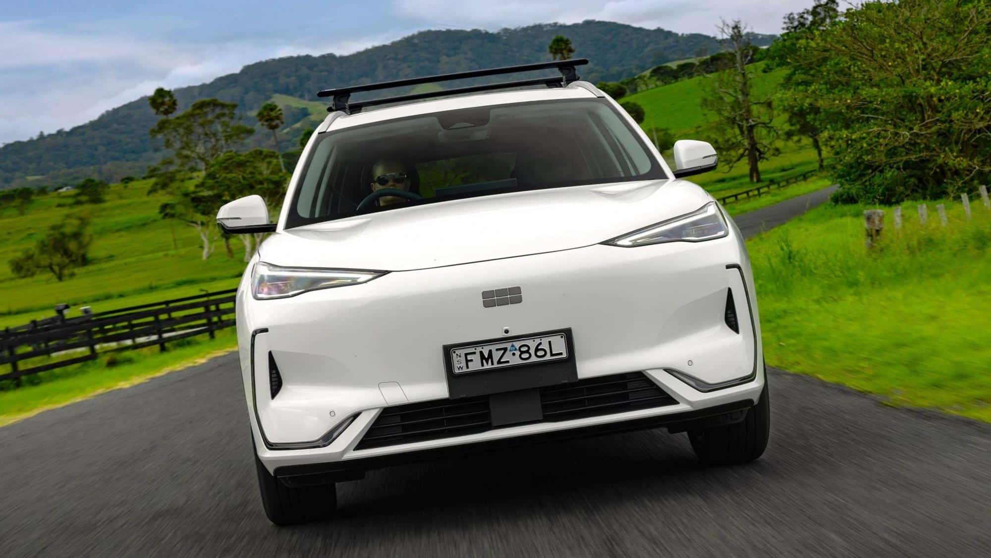 Exterior Geely E5