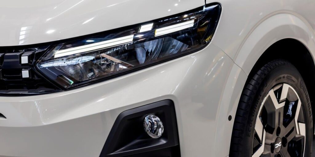 Dacia Sandero Hybrid