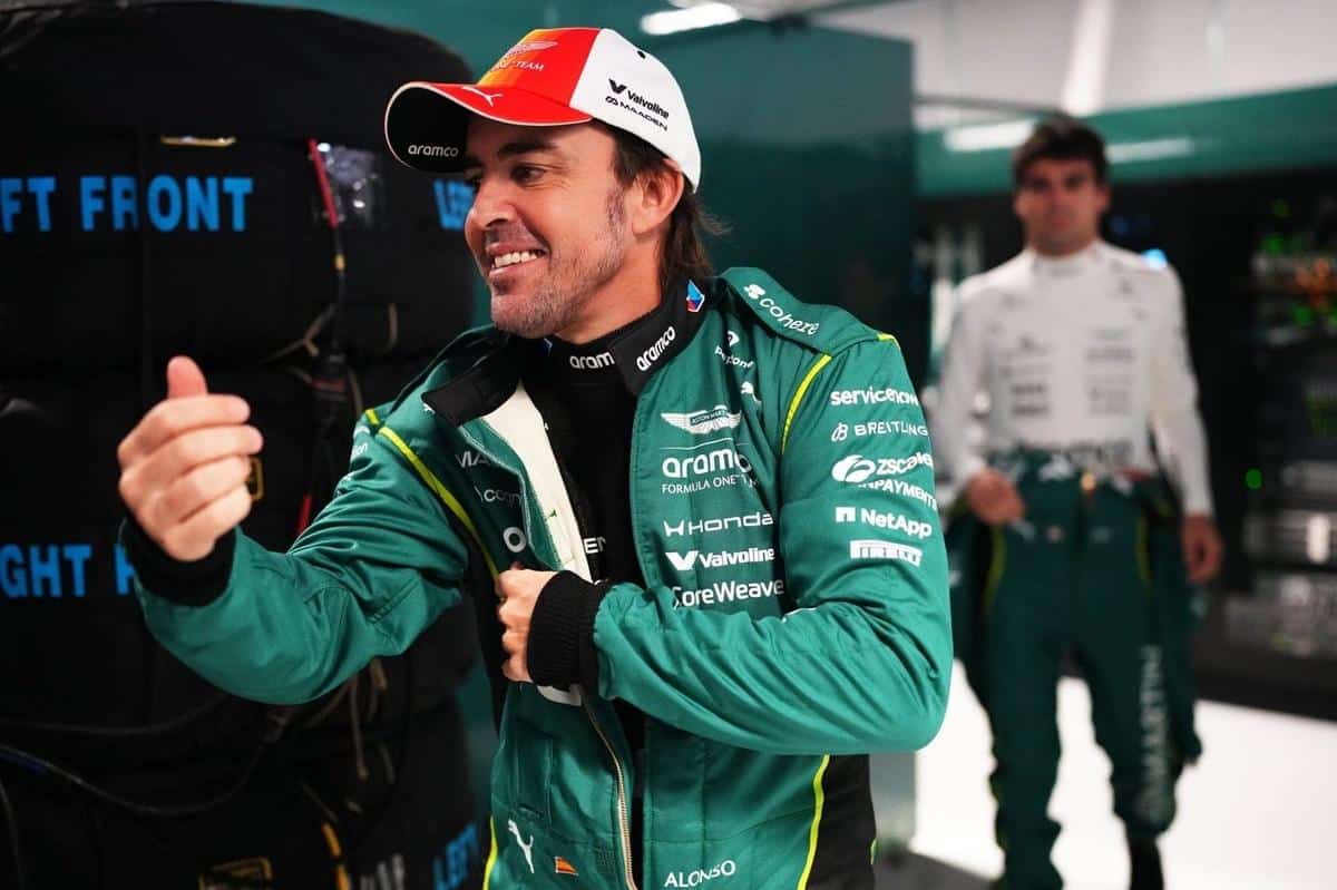 Fernando Alonso en Aston Martin