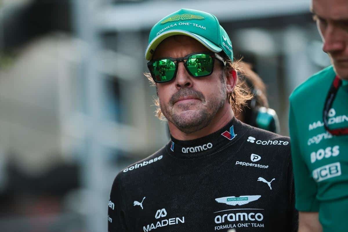 Fernando Alonso en Aston Martin